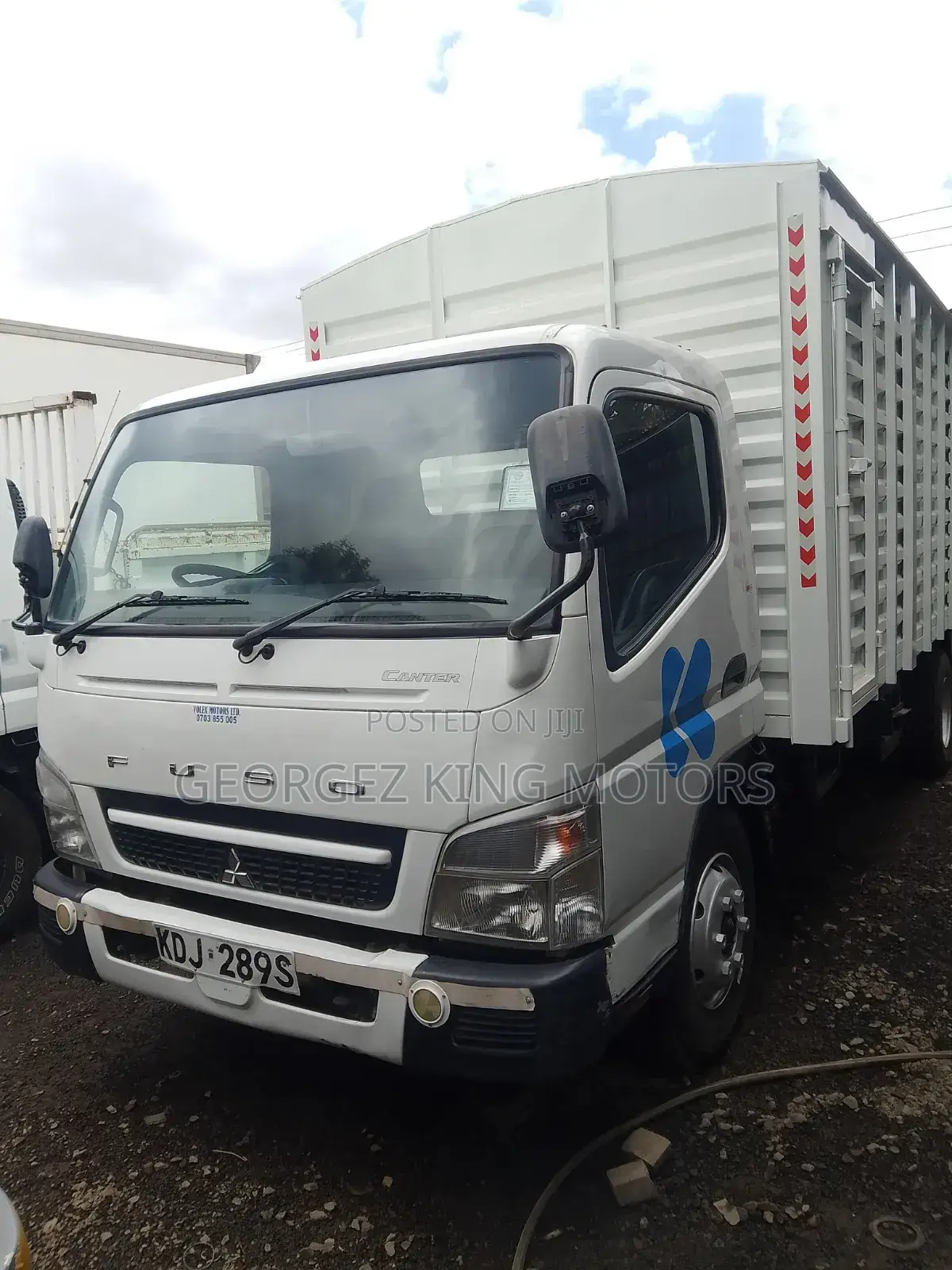 MITSUBISHI Fuso Canter