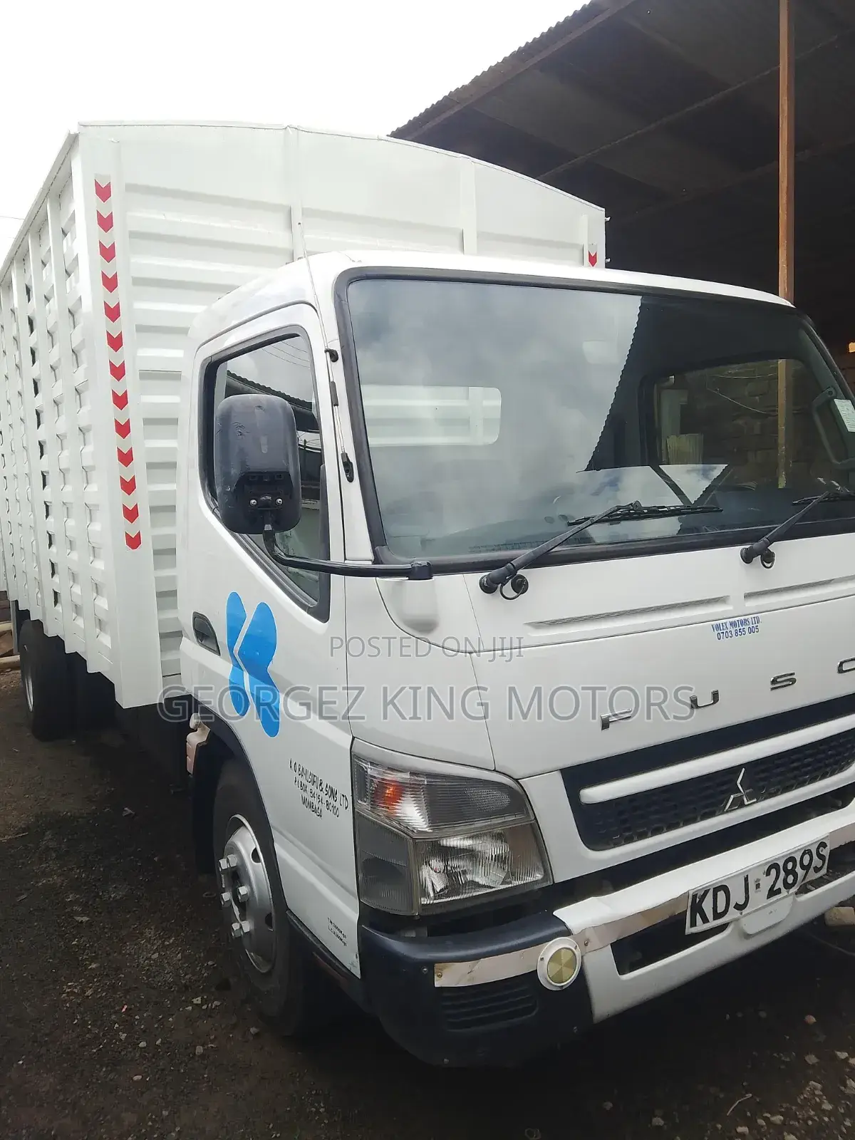 MITSUBISHI Fuso Canter
