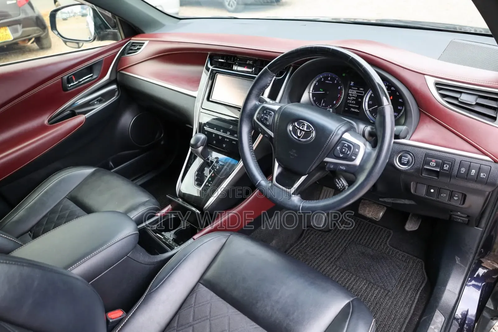 Toyota Harrier 2018 Black