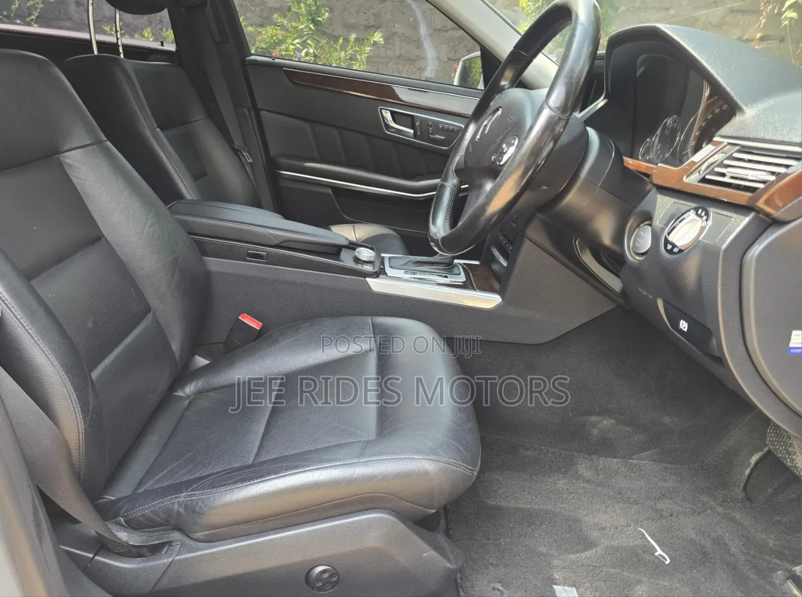 Mercedes-Benz E250 2010 Silver
