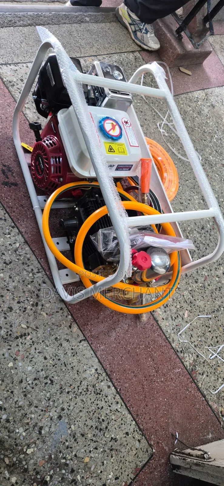 Farm Sprayer Knapsack With Castor Wheels, Highly Portable