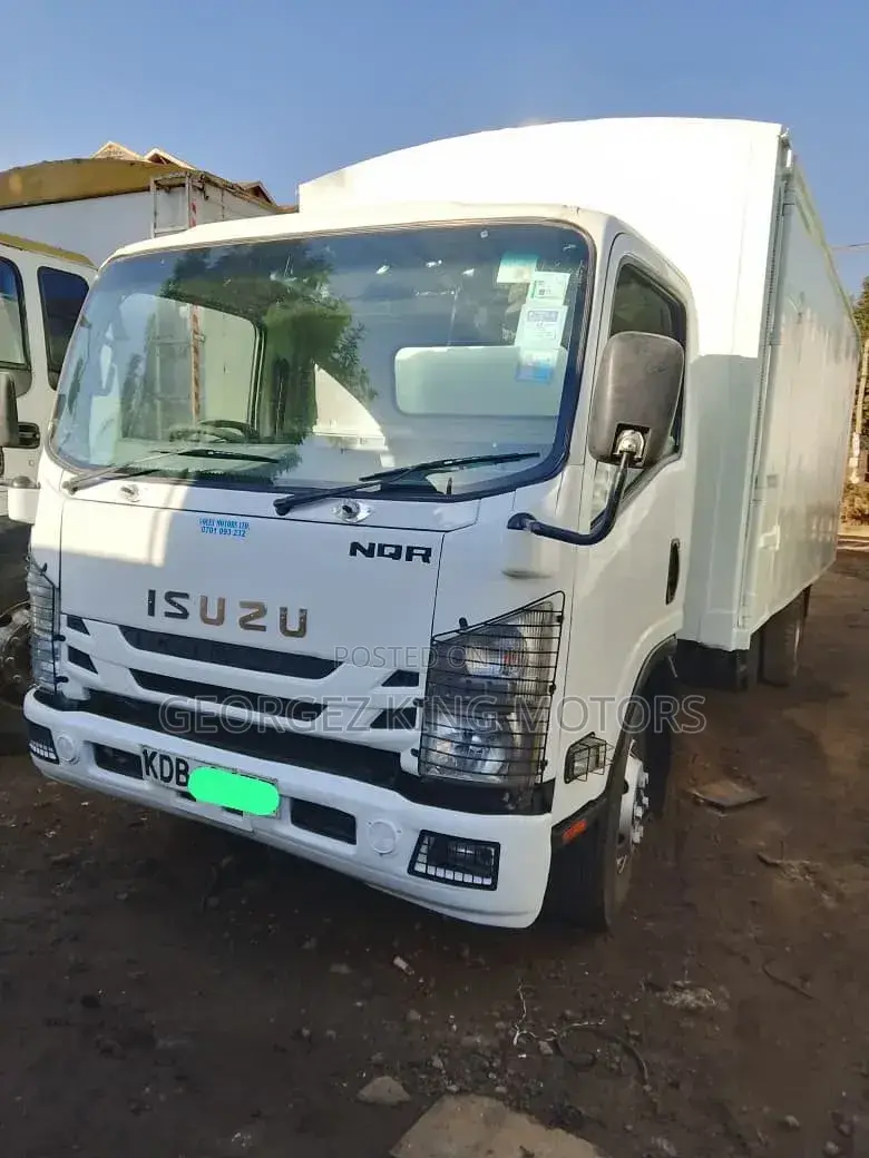 Isuzu NQR Truck