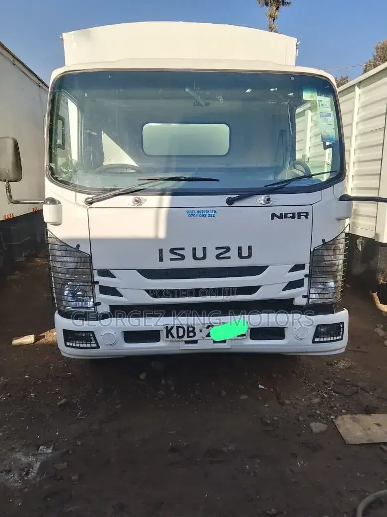Isuzu NQR Truck