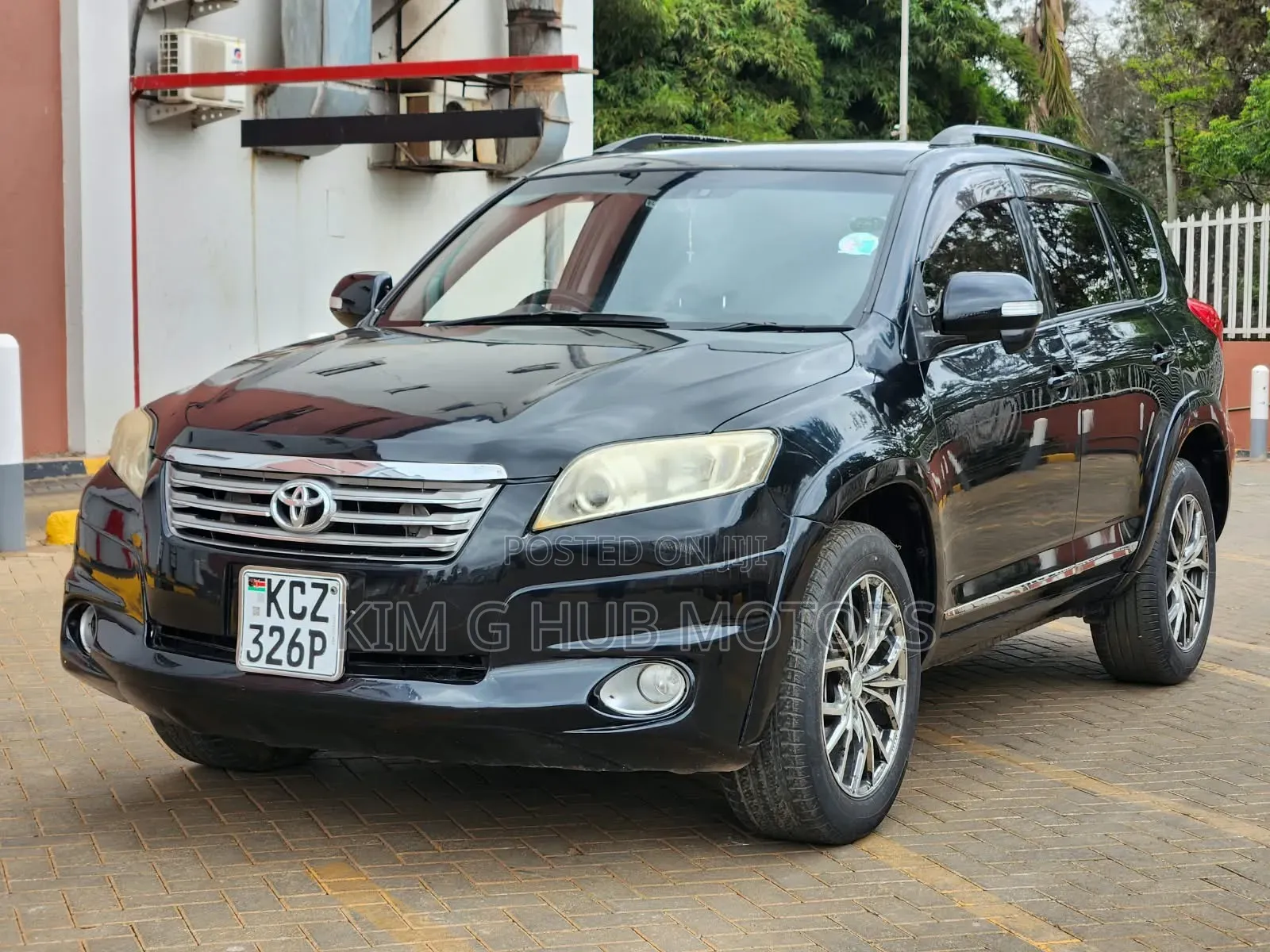 Toyota Vanguard 2013 Black