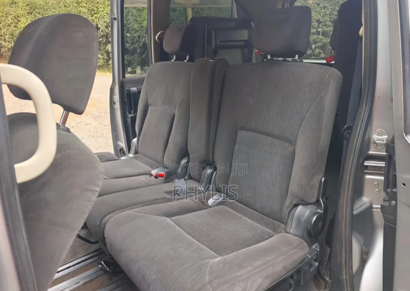 Nissan Serena 2009 Silver