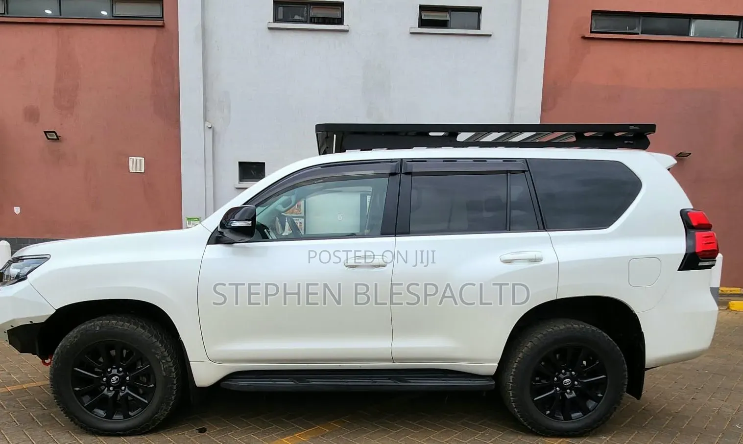 Toyota Land Cruiser Prado 2021 White