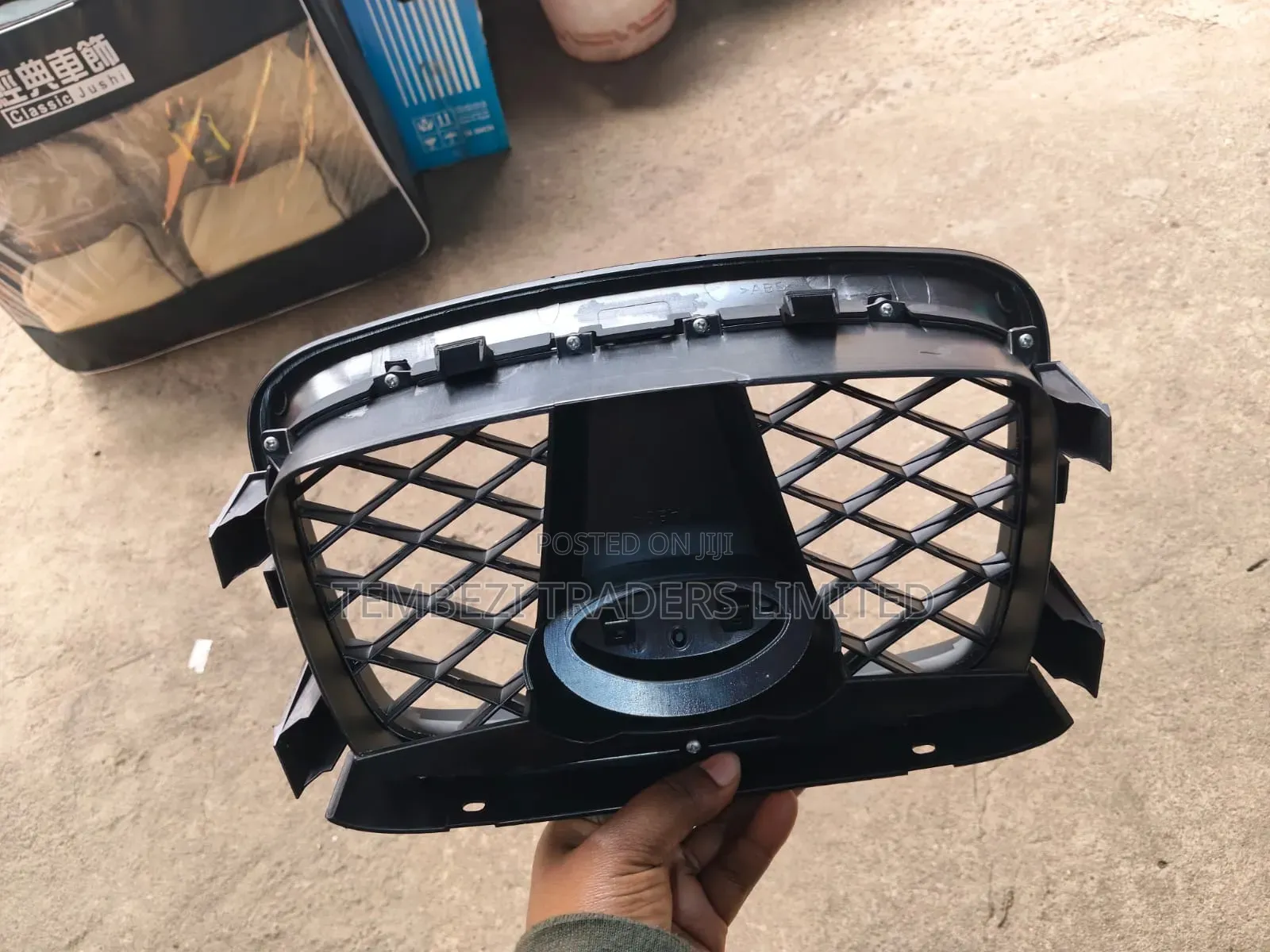 Subaru Impreza N12 Front Center Grille (2006-2007)