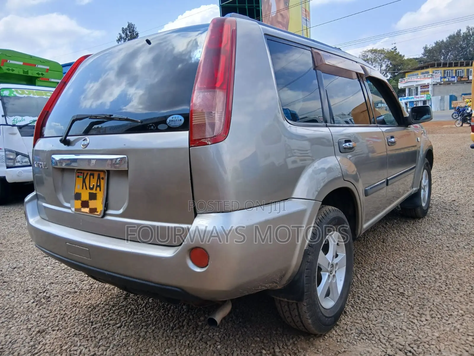 Nissan X-Trail 2007 Gold