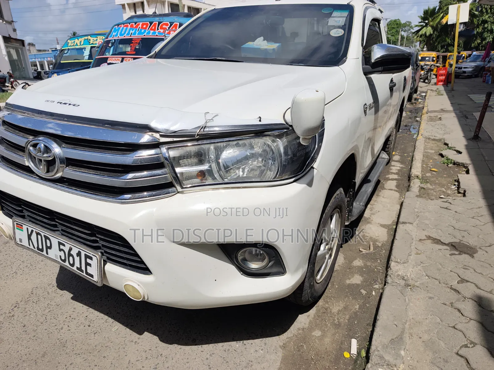 Toyota Hilux 2016 White