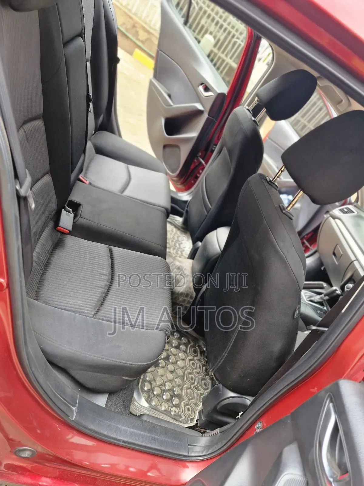 Mazda Axela 2015 Red