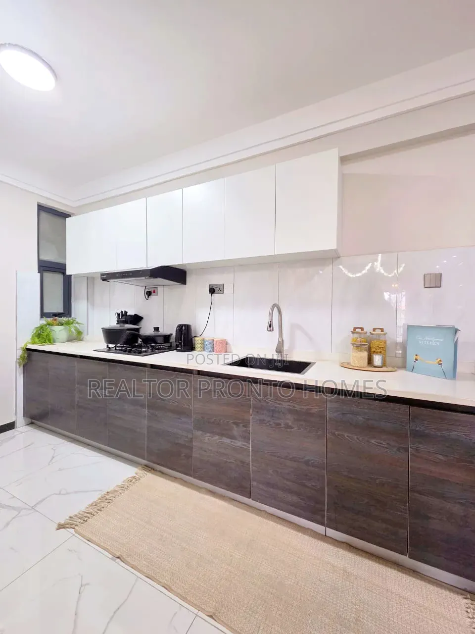 2bdrm Apartment in Yaya Centre, Hurlingham for sale