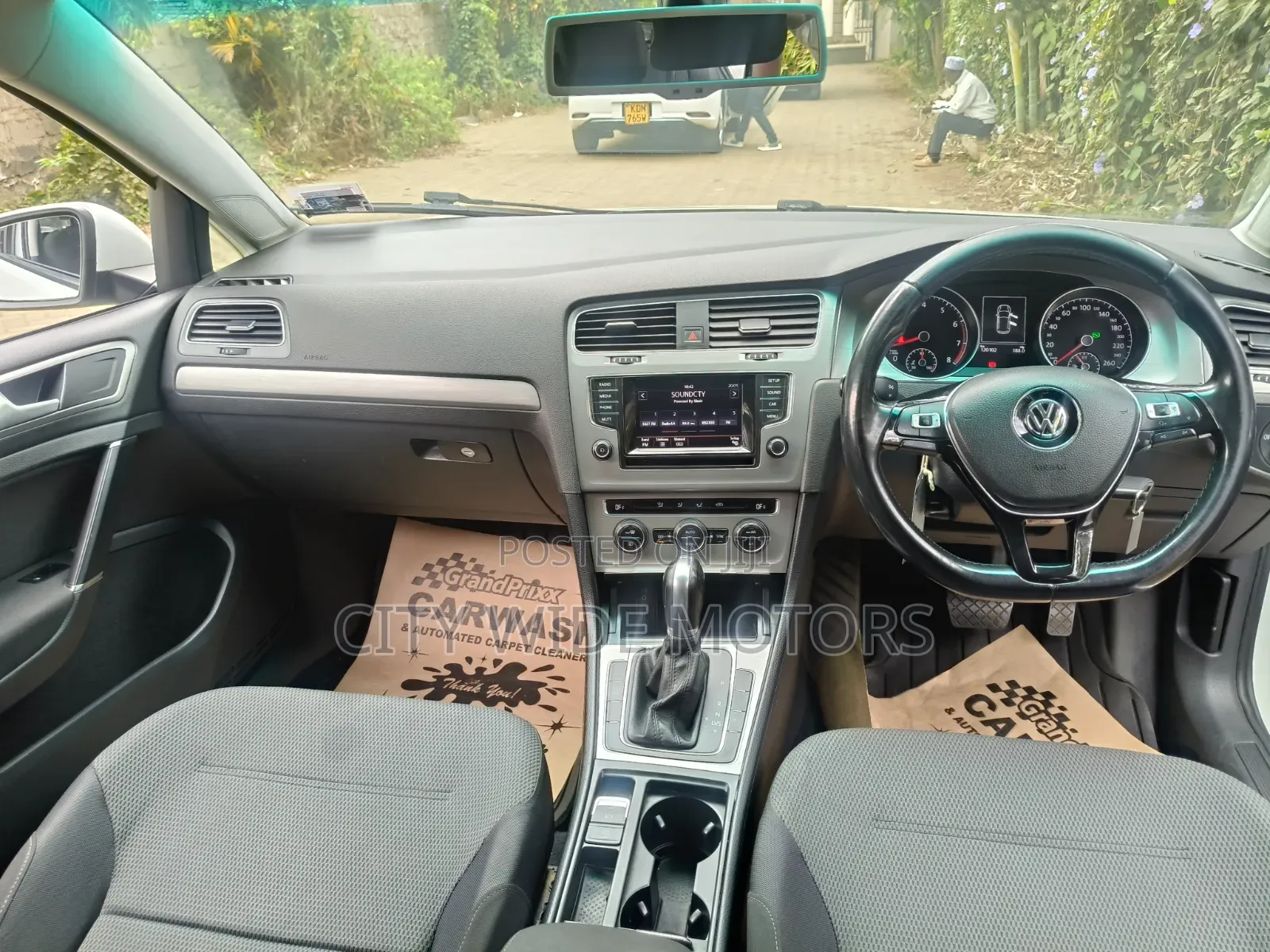 Volkswagen Golf 2015 White