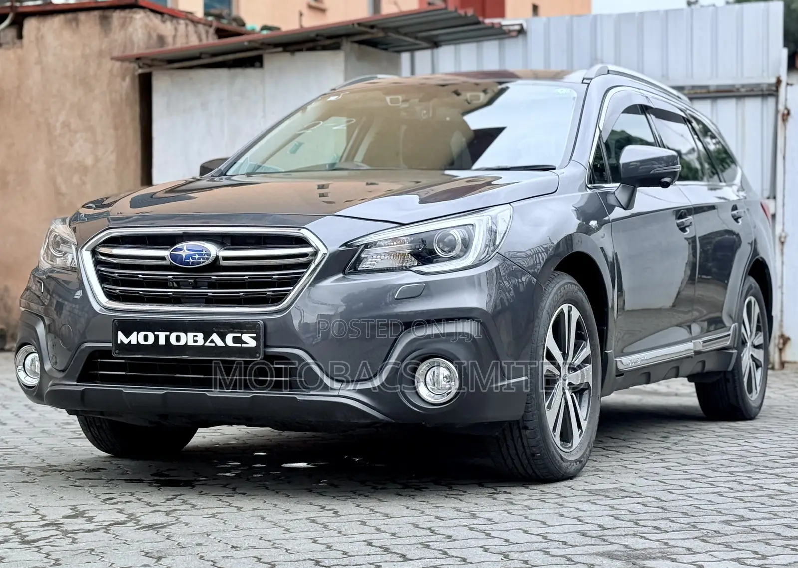 Subaru Outback Limited AWD 2020 Gray