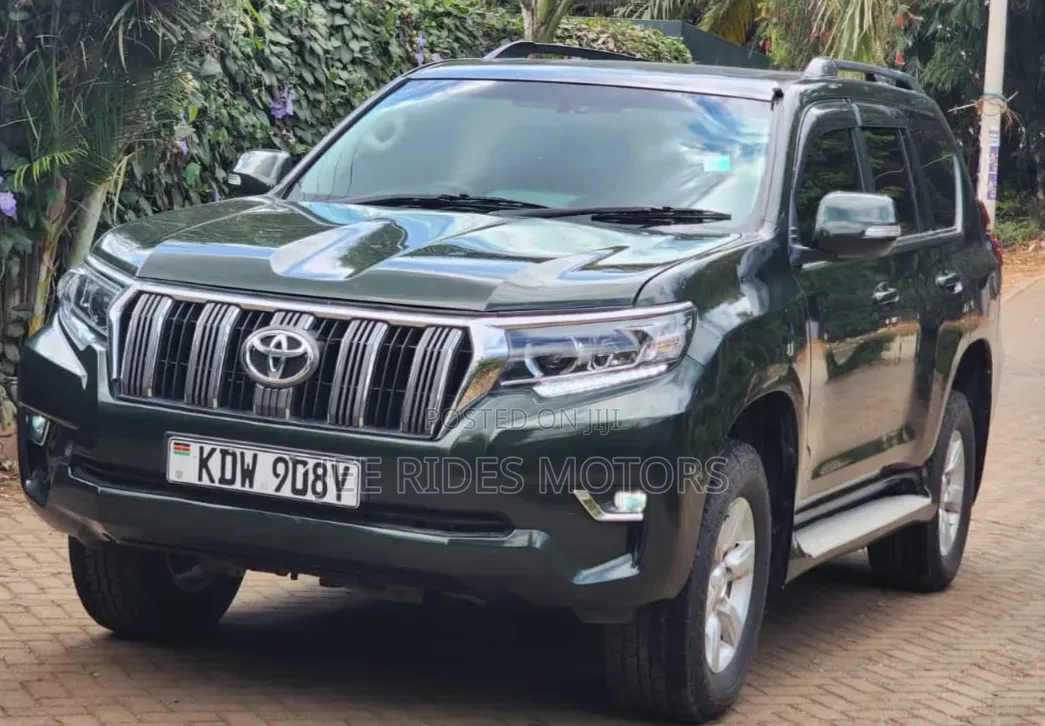 Toyota Land Cruiser Prado 2014 Green
