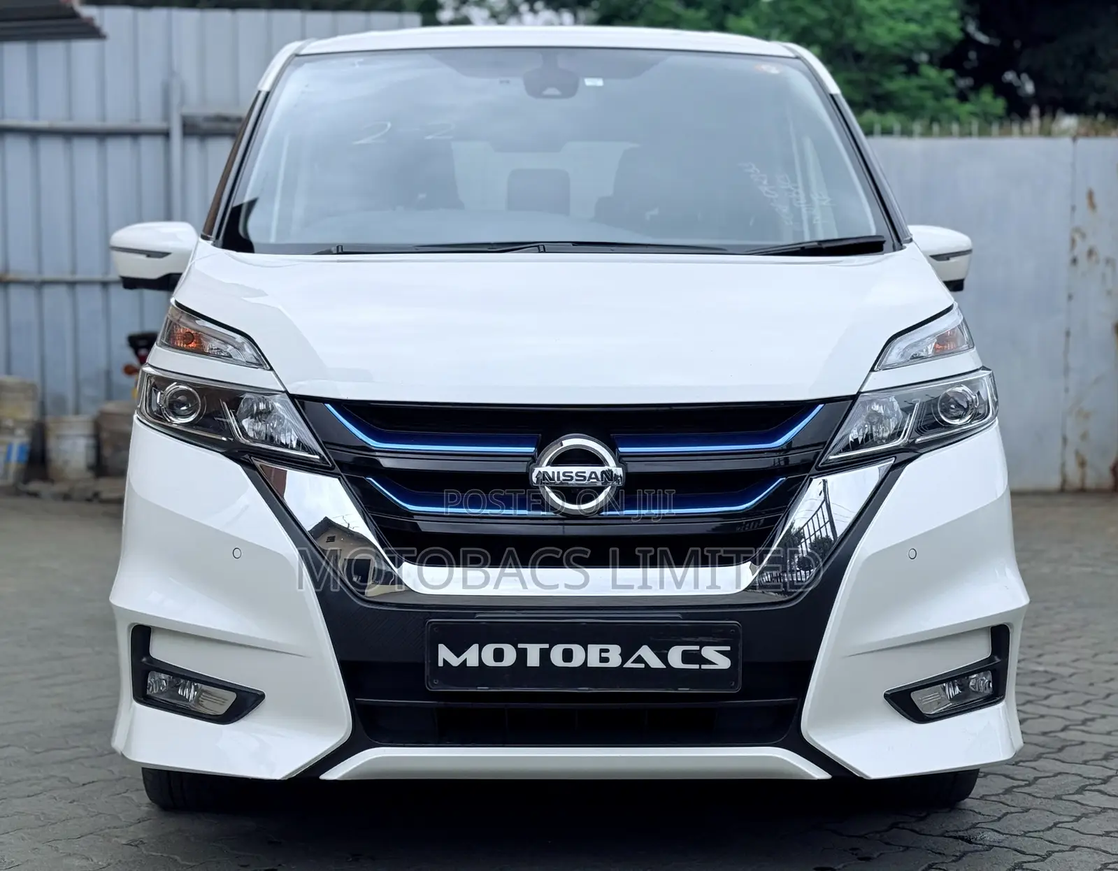 Nissan Serena 2019 White