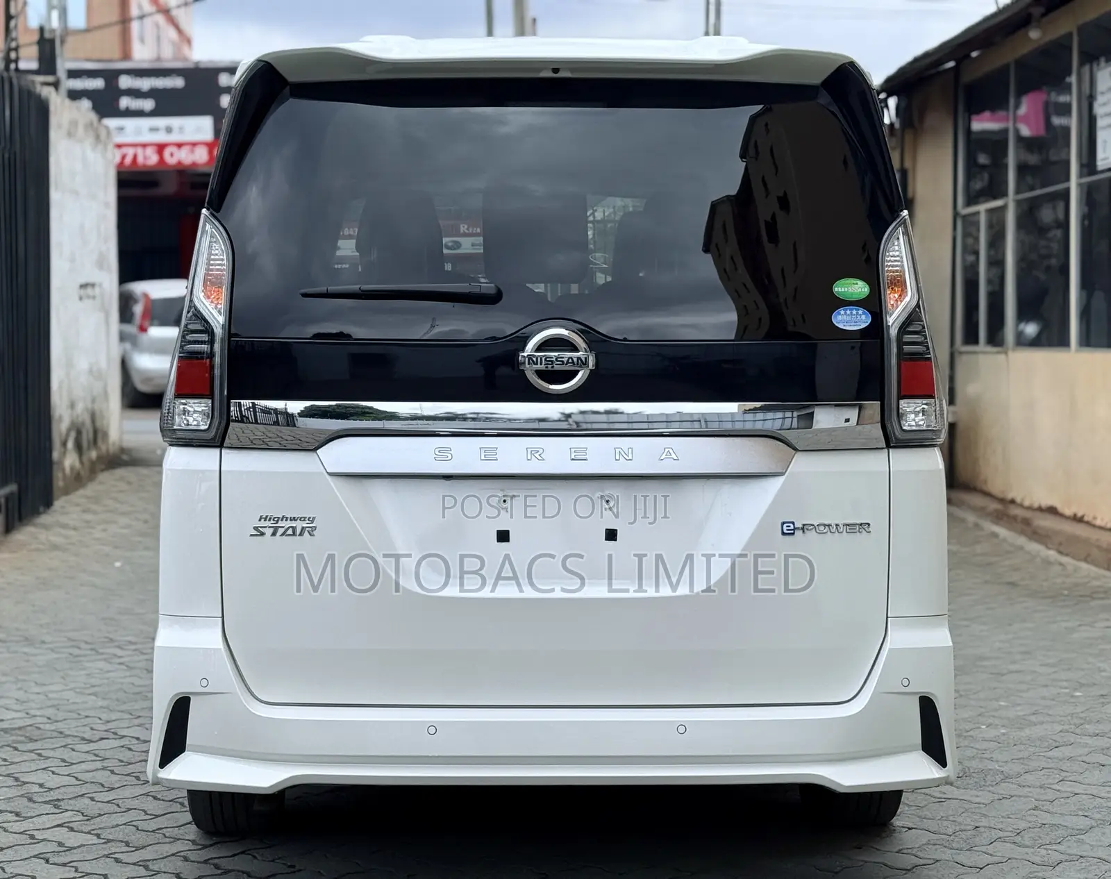 Nissan Serena 2019 White