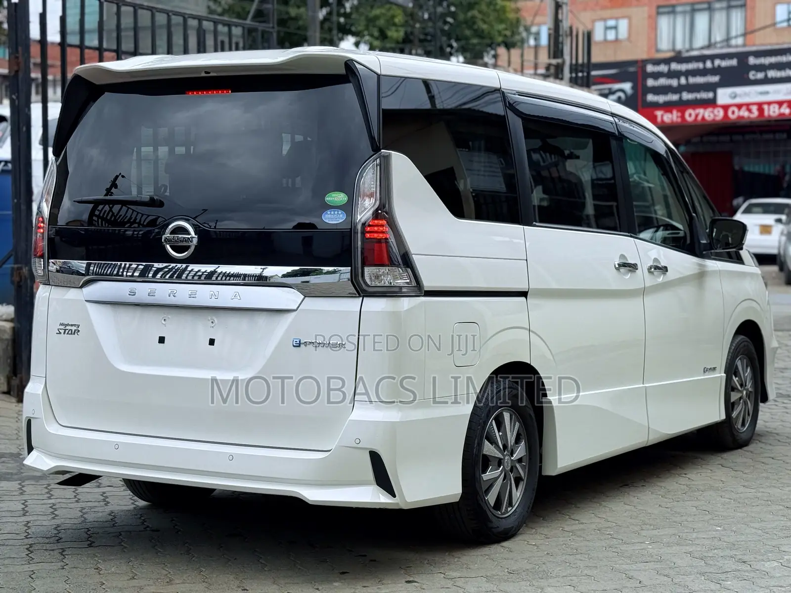 Nissan Serena 2019 White