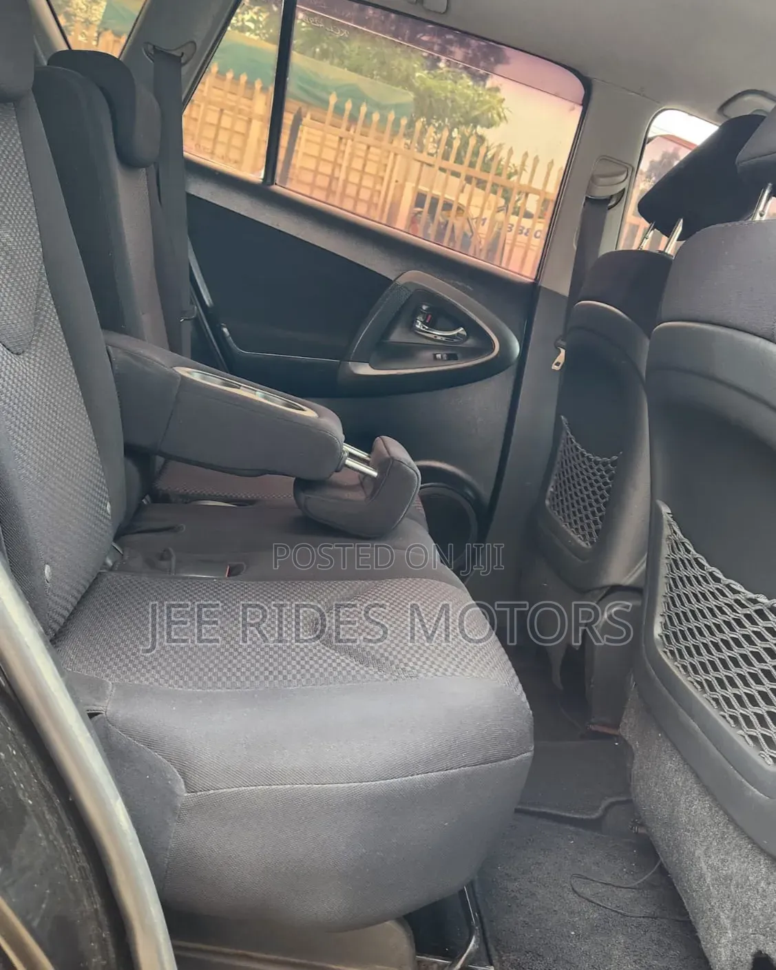 Toyota RAV4 2010 Matt Black
