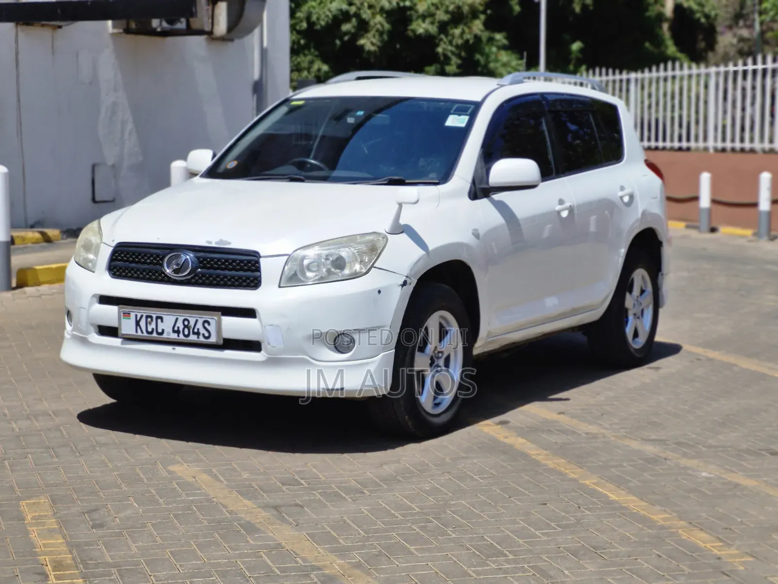 Toyota RAV4 2.4 2008 White