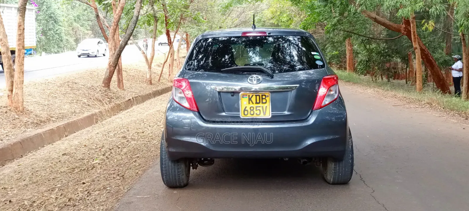 Toyota Vitz 2013