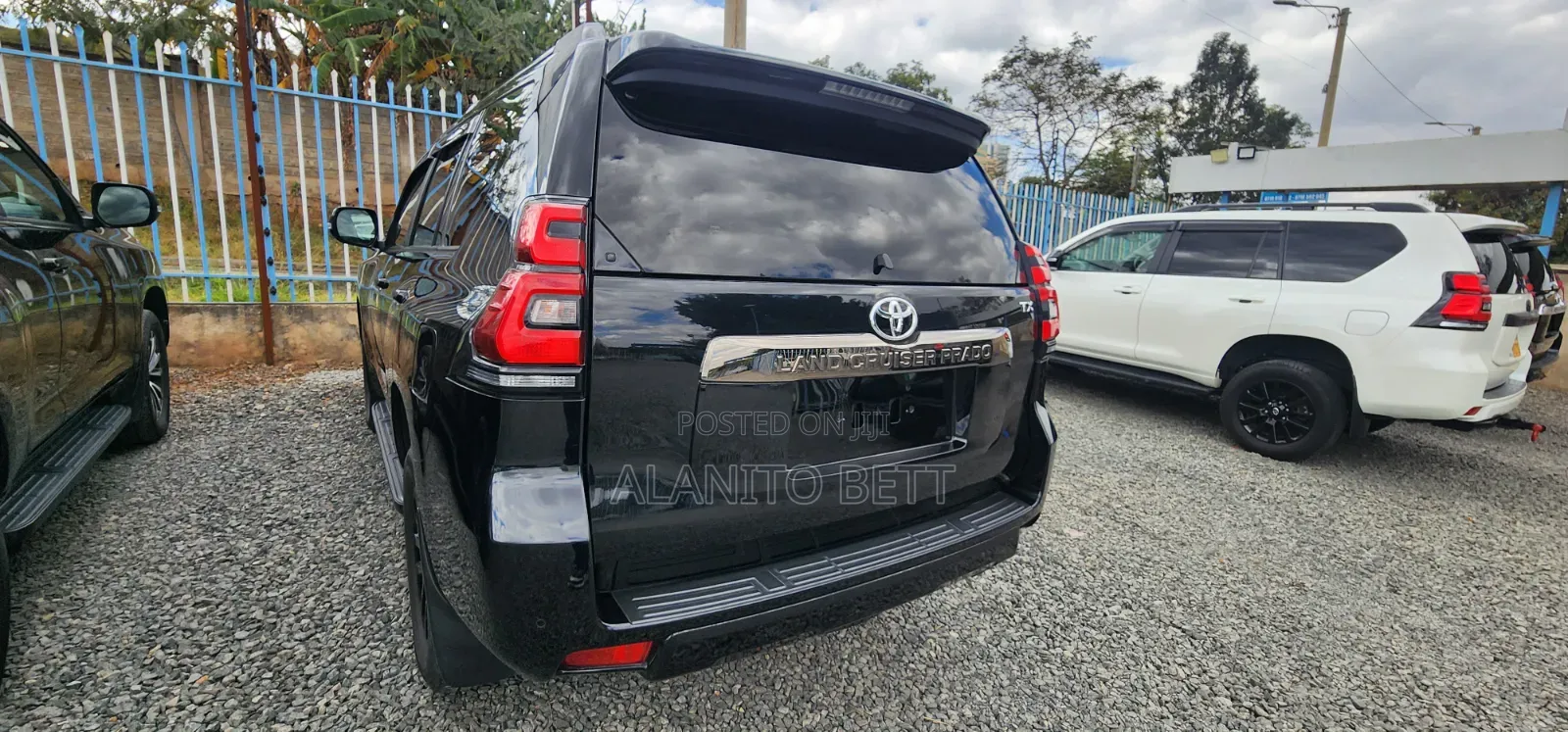 Toyota Land Cruiser Prado 2021 Black