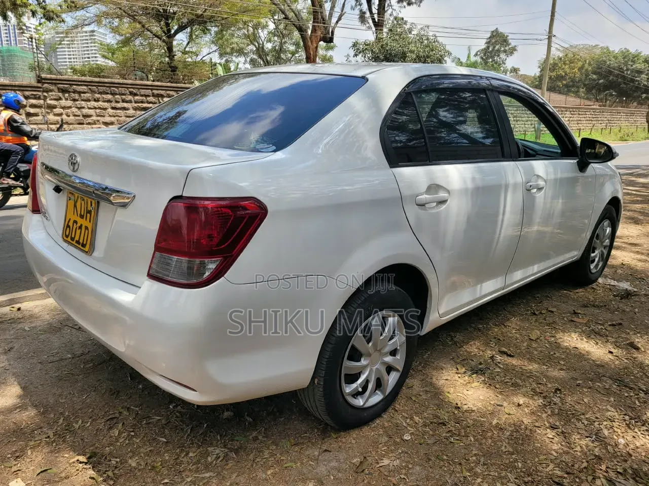Toyota Axio 2015 Pearl