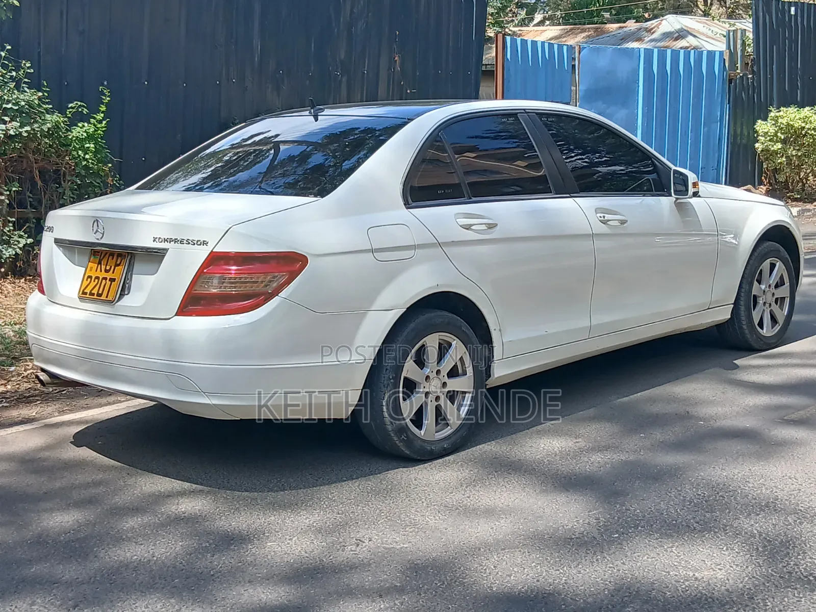 Mercedes-Benz C200 2011 White