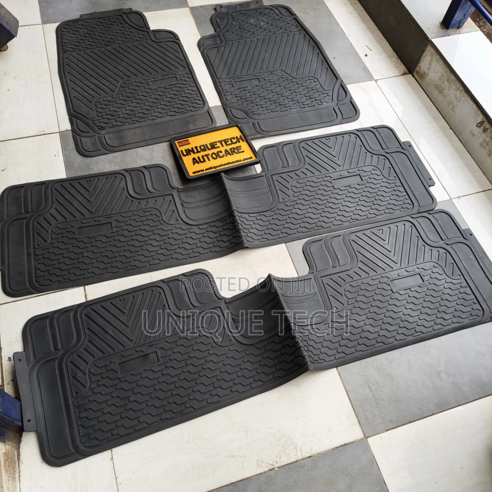 7 Seater Car Rubber Floor Mats Universal