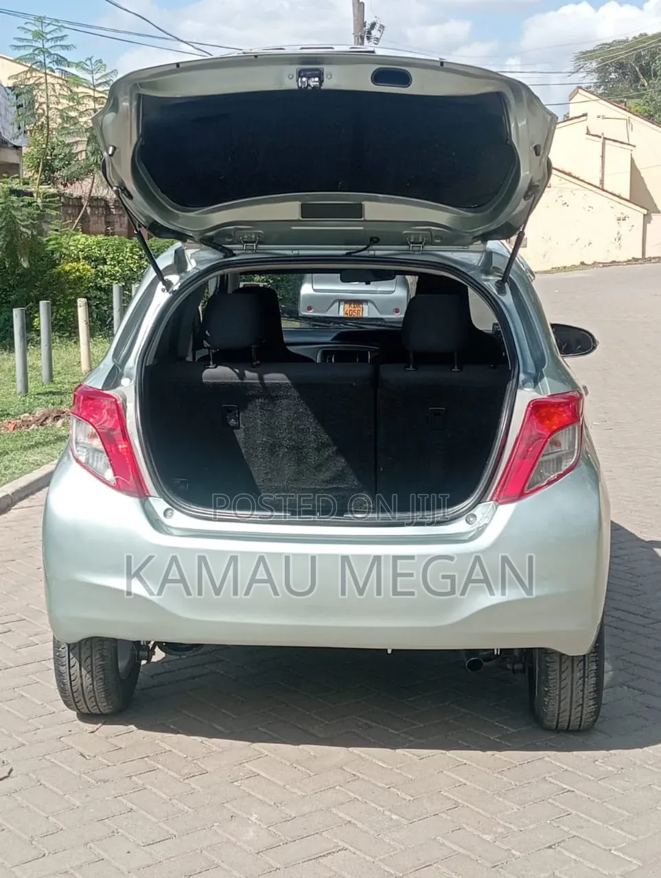 Toyota Vitz 2012 Gray