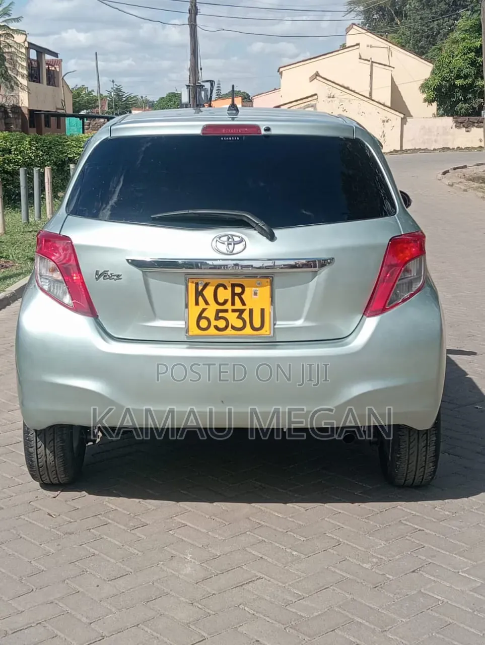 Toyota Vitz 2012 Gray