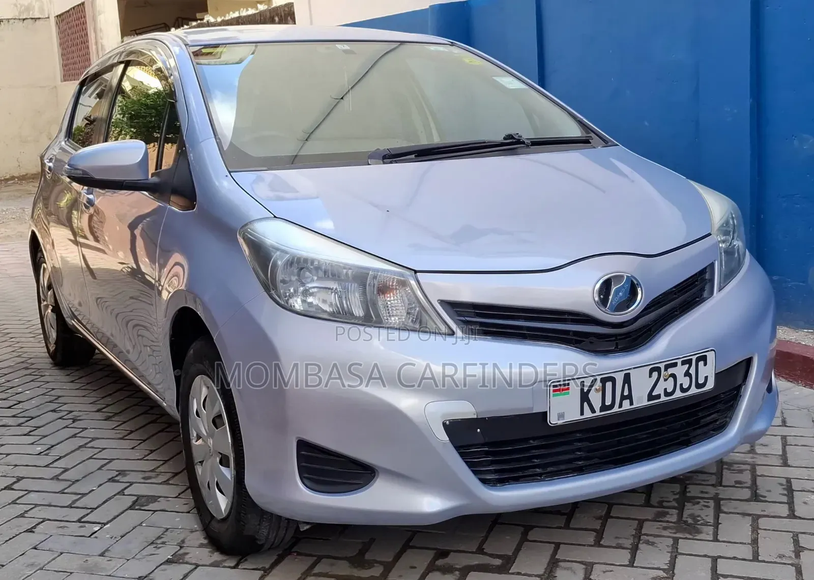 Toyota Vitz 2013 Purple