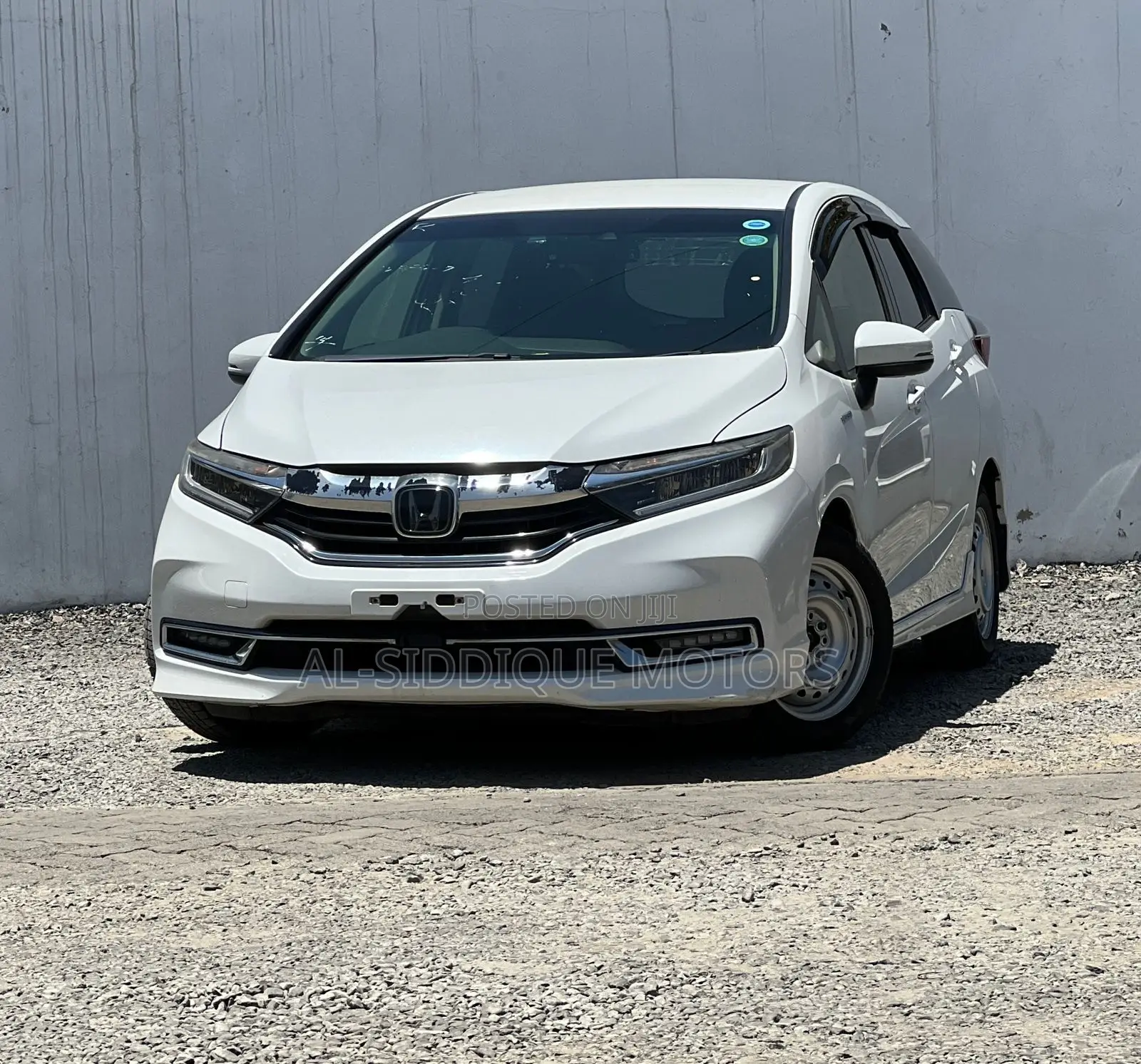 Honda Fit Shuttle 1.5 Hybrid 2WD 2020 Pearl