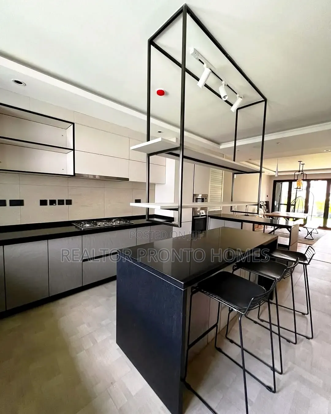 4bdrm Villa in Lavington, Muthangari for sale