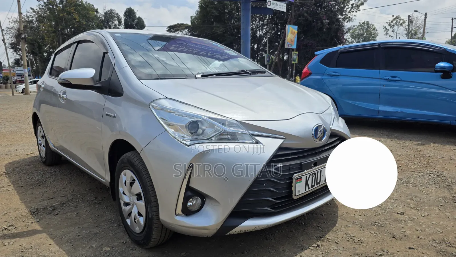 Toyota Vitz 2019 Silver