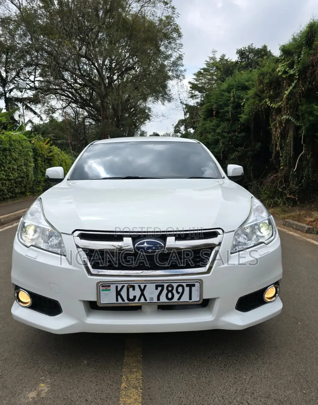 Subaru Legacy 2012 White