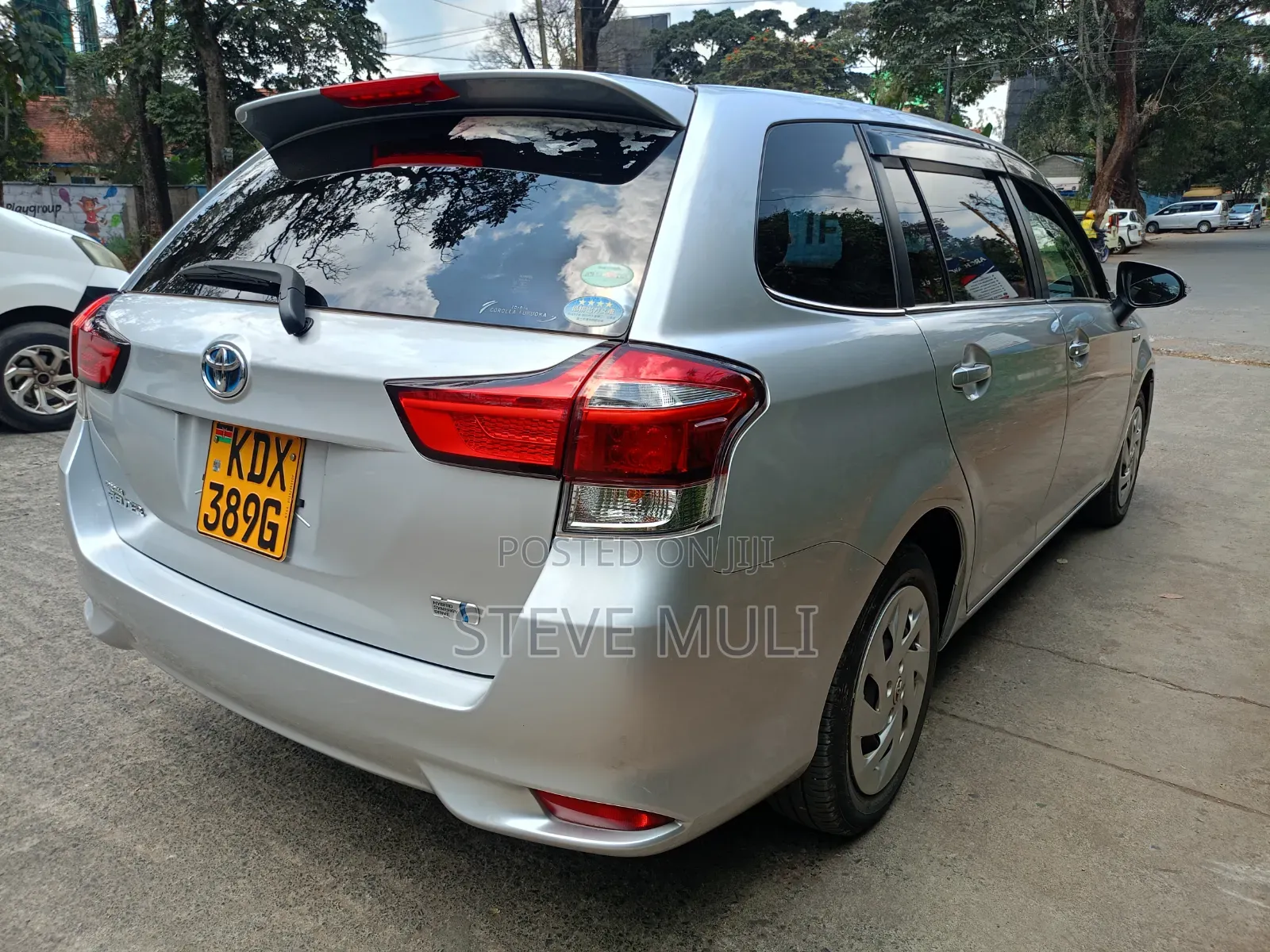 Toyota Corolla Fielder 2018 Silver