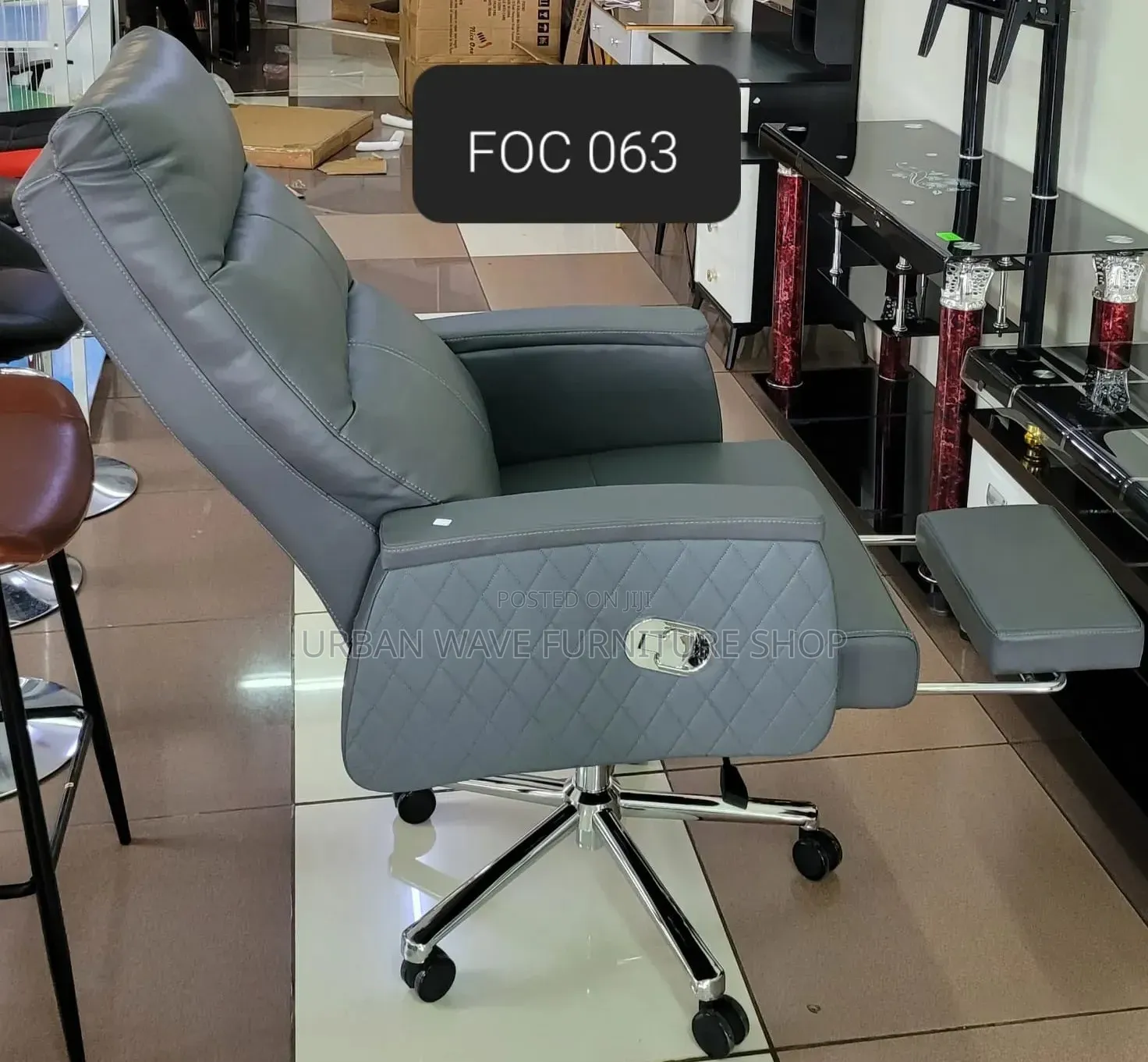 Executive Chair With Footrest