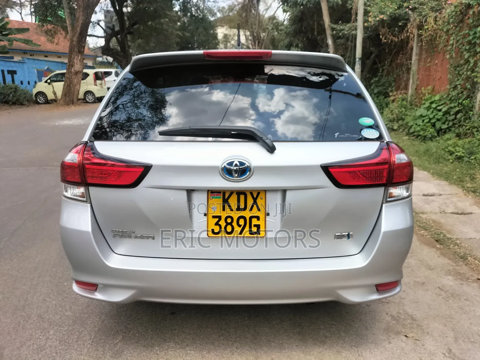 Toyota Corolla Fielder 1.5 Hybrid FWD 2019 Silver