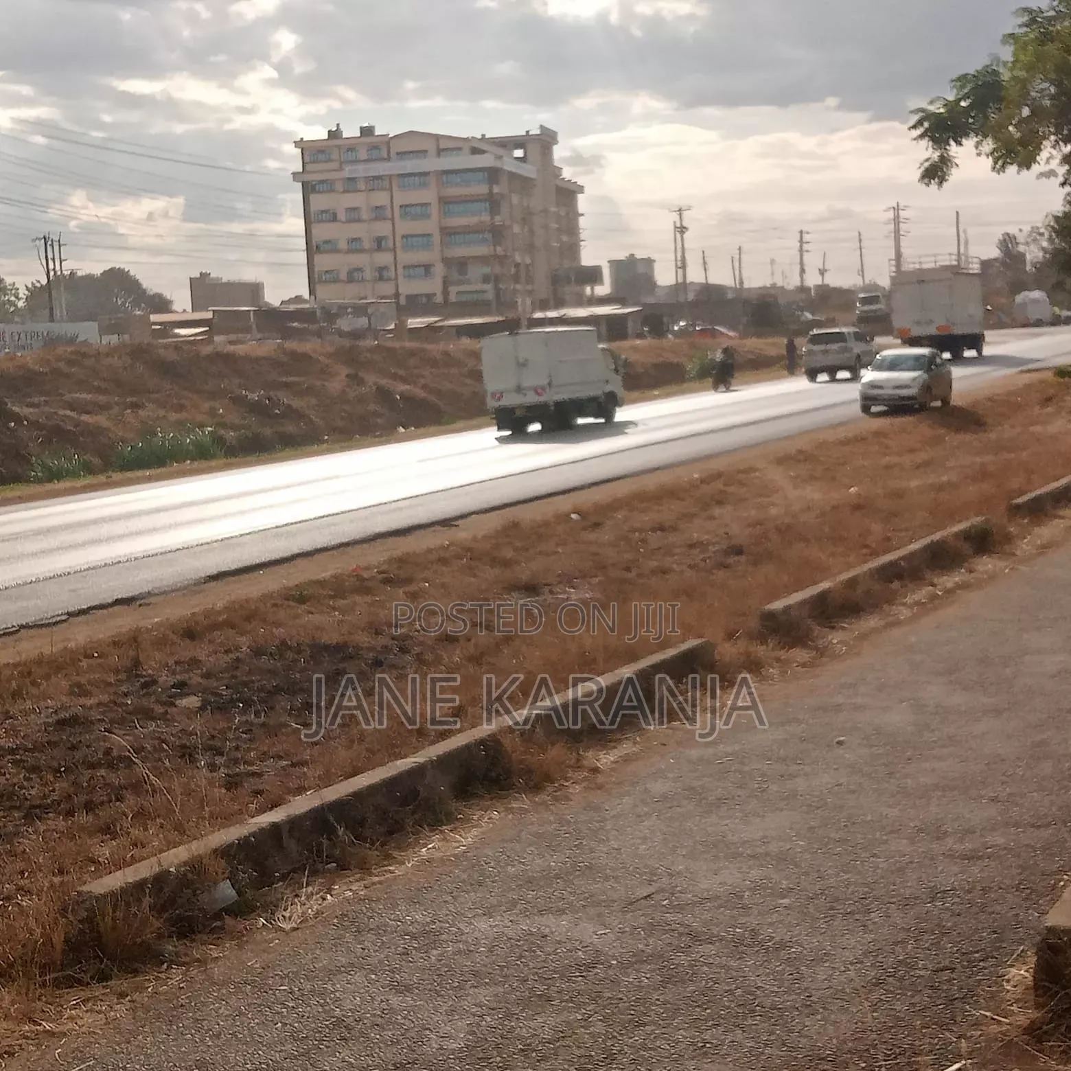 2.5 Acres at 120M and 1.5 Acres at 90M Touching Thika Garissa Road