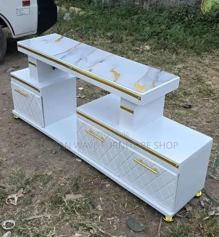 TV Stand 📺