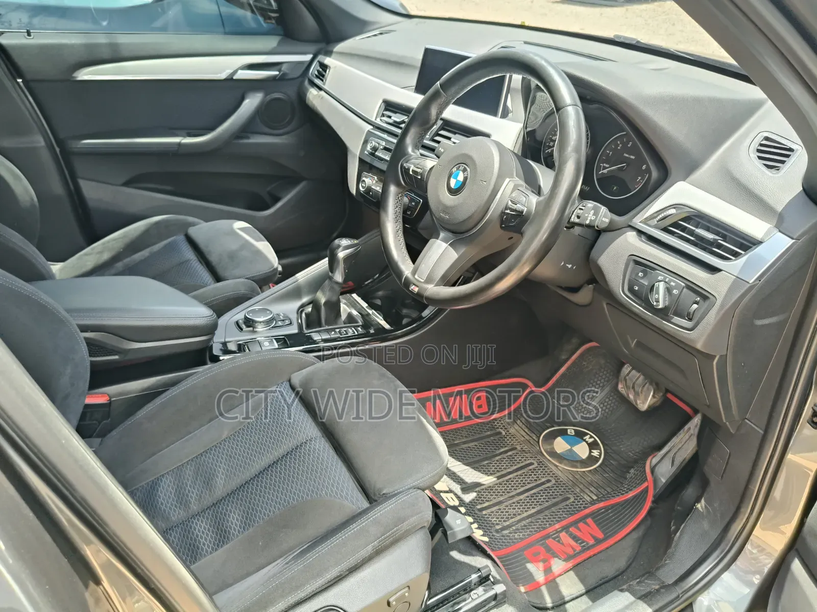 BMW X1 xDrive28i AWD 2016 Gray