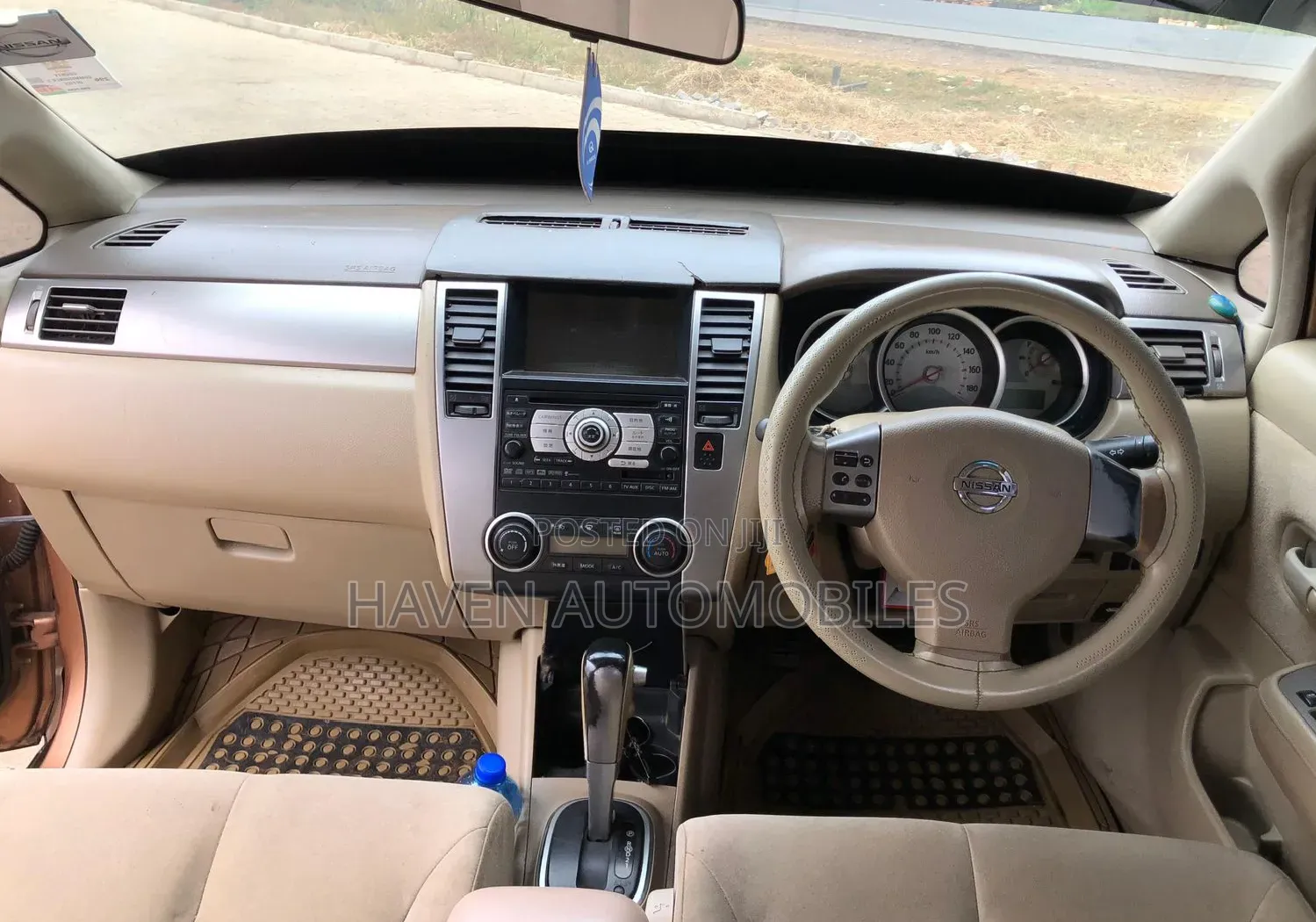 Nissan Tiida 2009 Brown