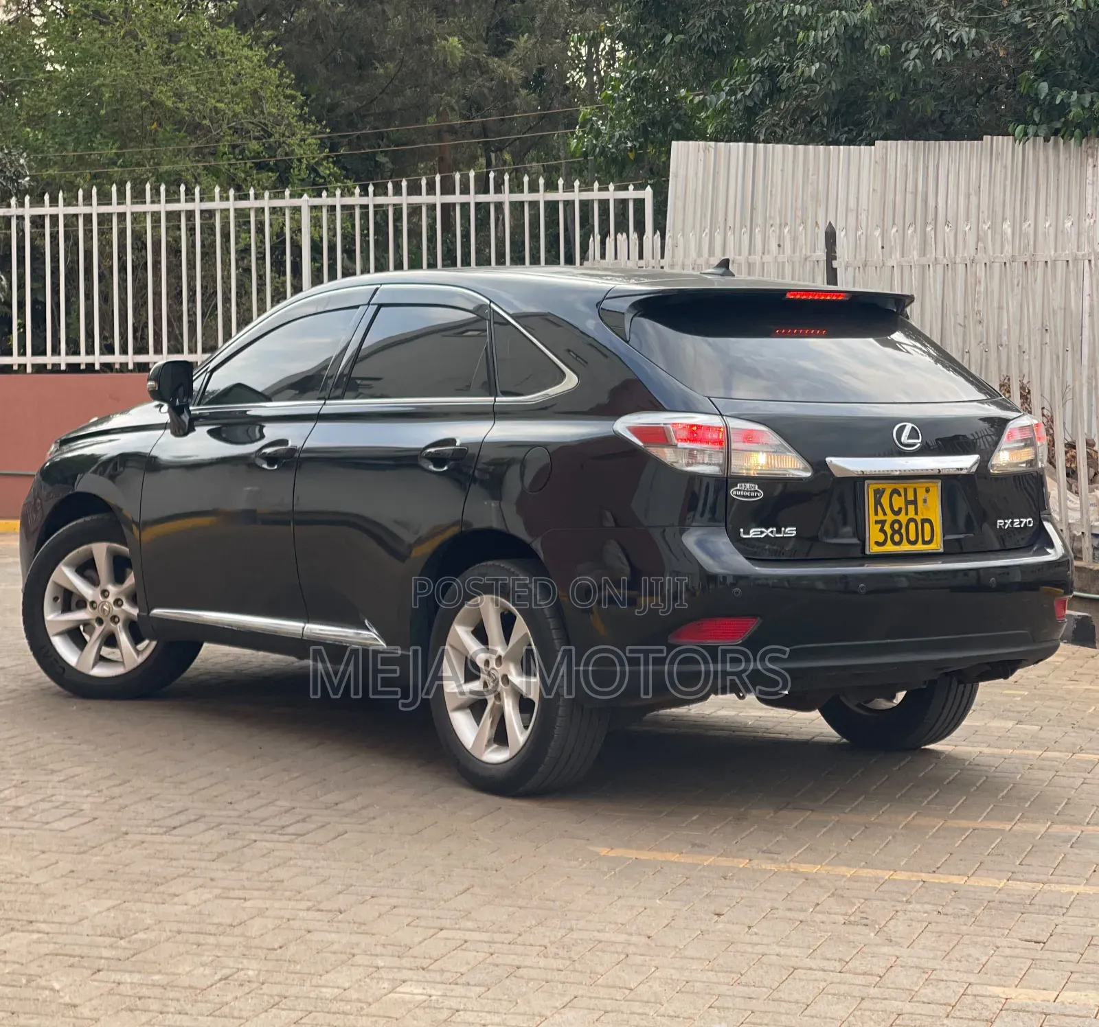 Lexus LX 570 2011 Black