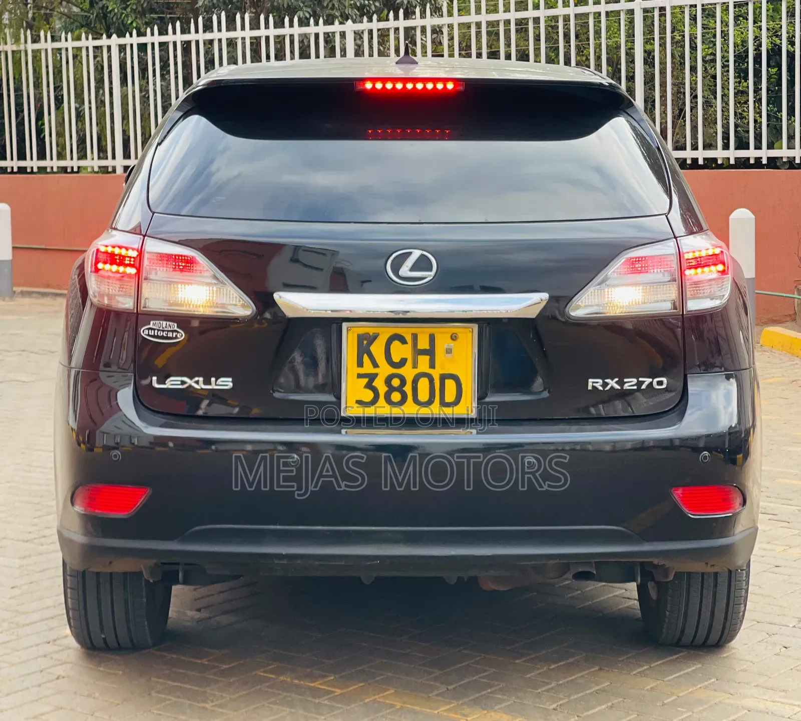 Lexus LX 570 2011 Black