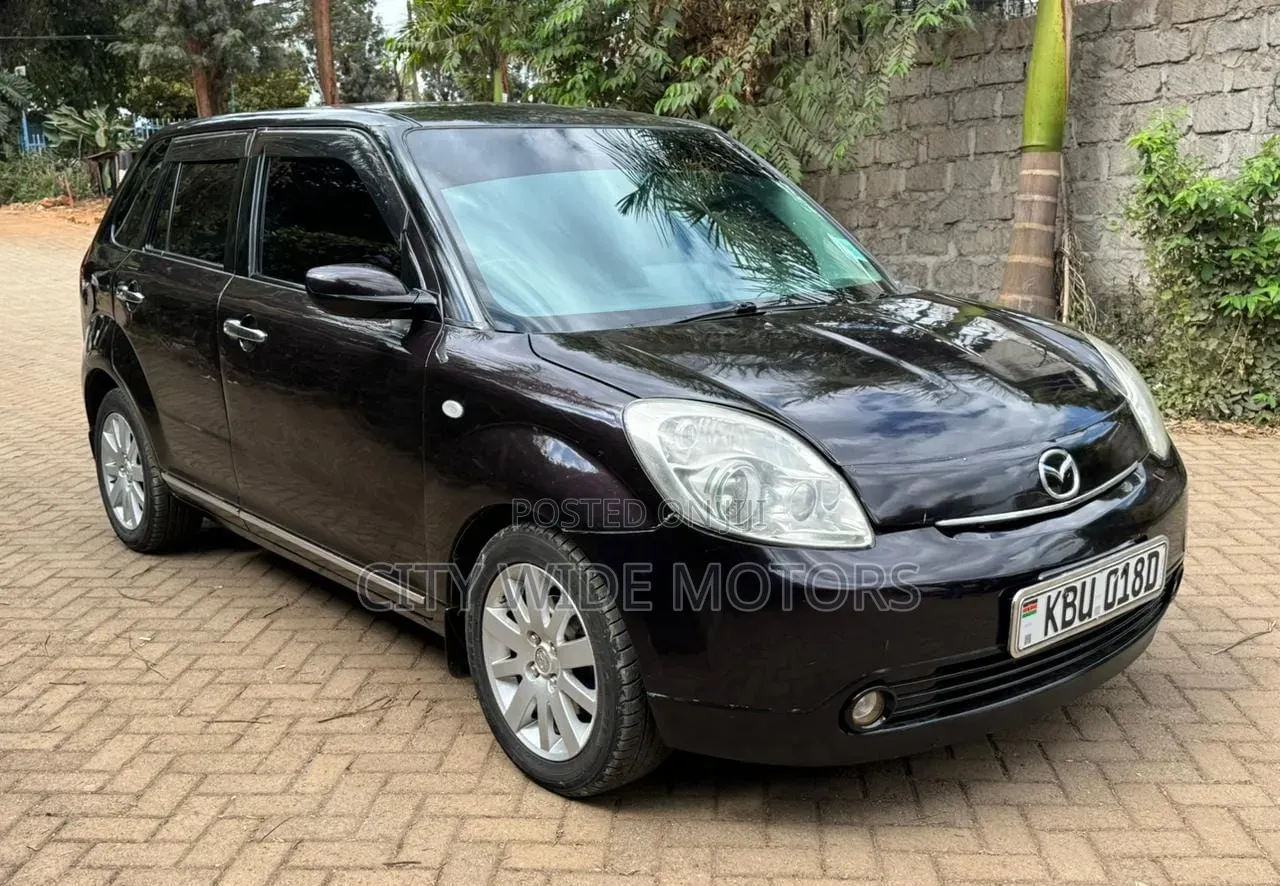 Mazda Verisa 2006 Maroon