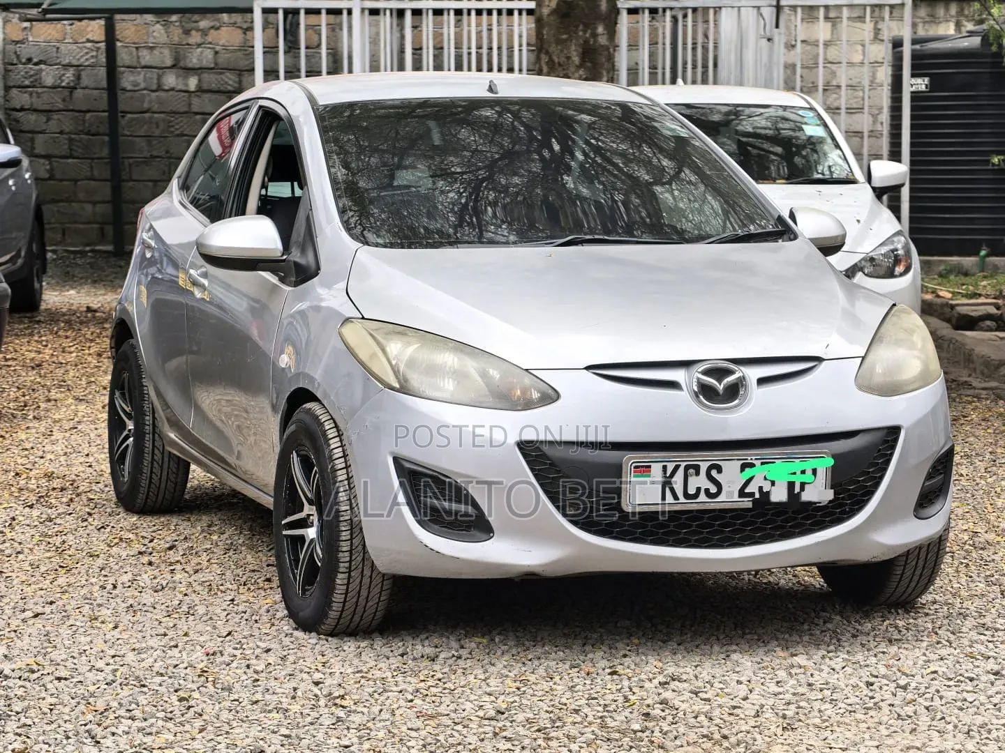 Mazda Demio 2011 Silver