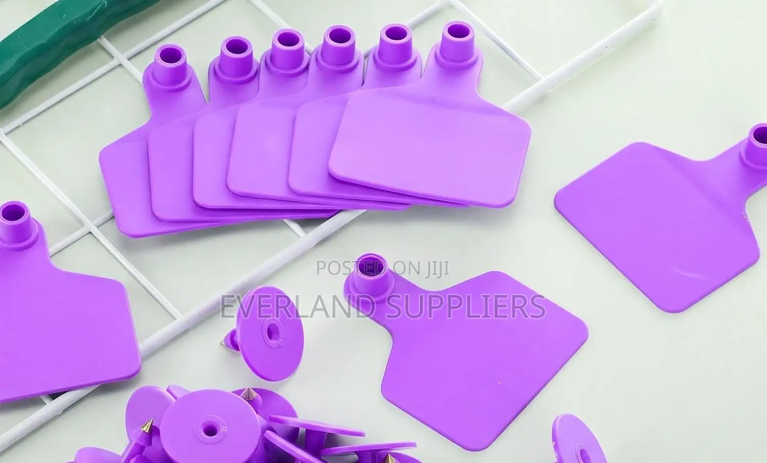 Reliable Livestock Medium Ear Tag Kit