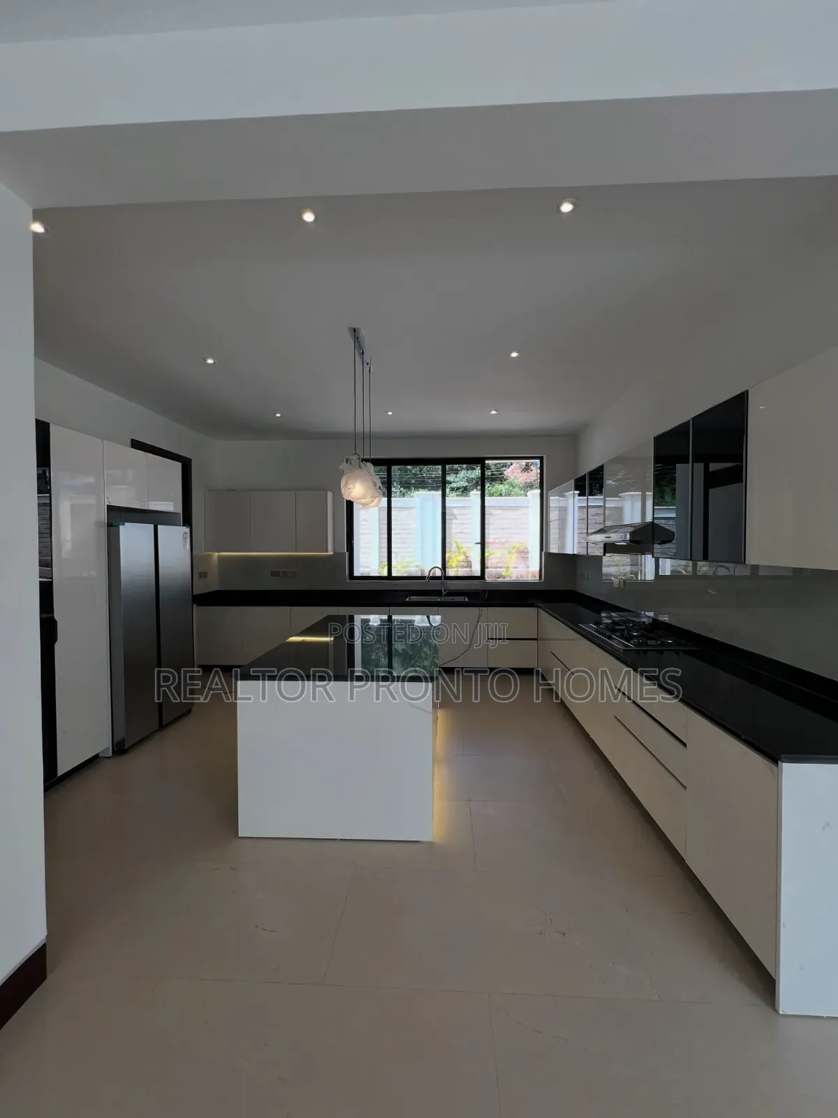 5bdrm Villa in Westlands, Spring Valley for rent