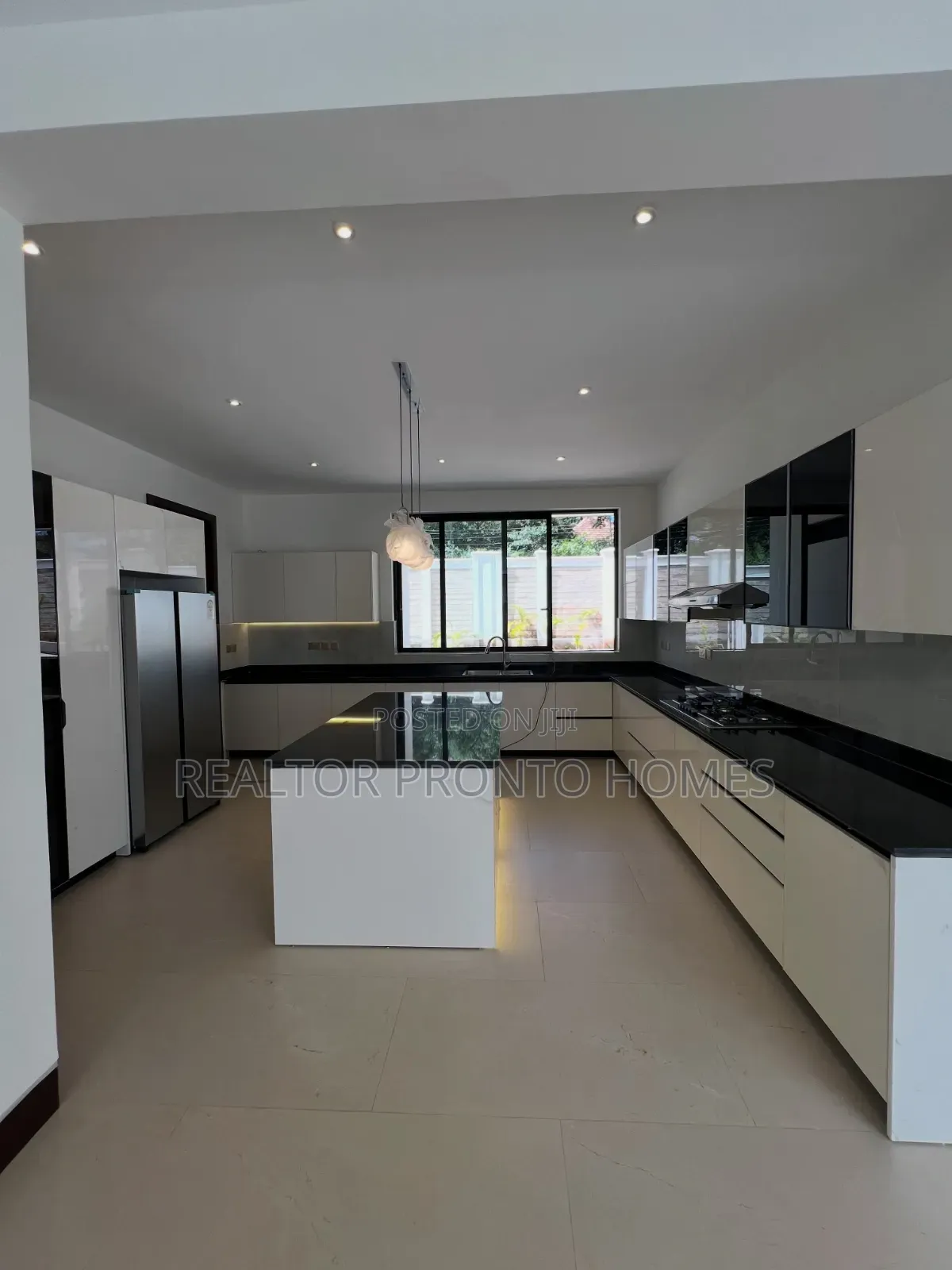 5bdrm Villa in Westlands, Spring Valley for rent