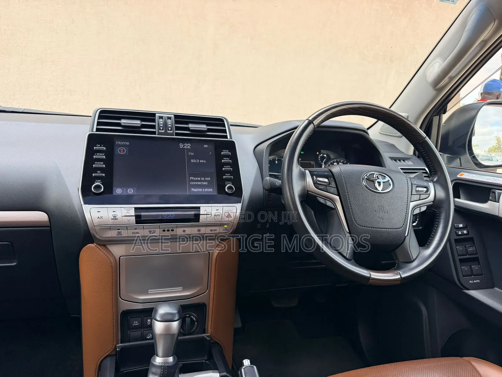 Toyota Land Cruiser Prado 2022 White